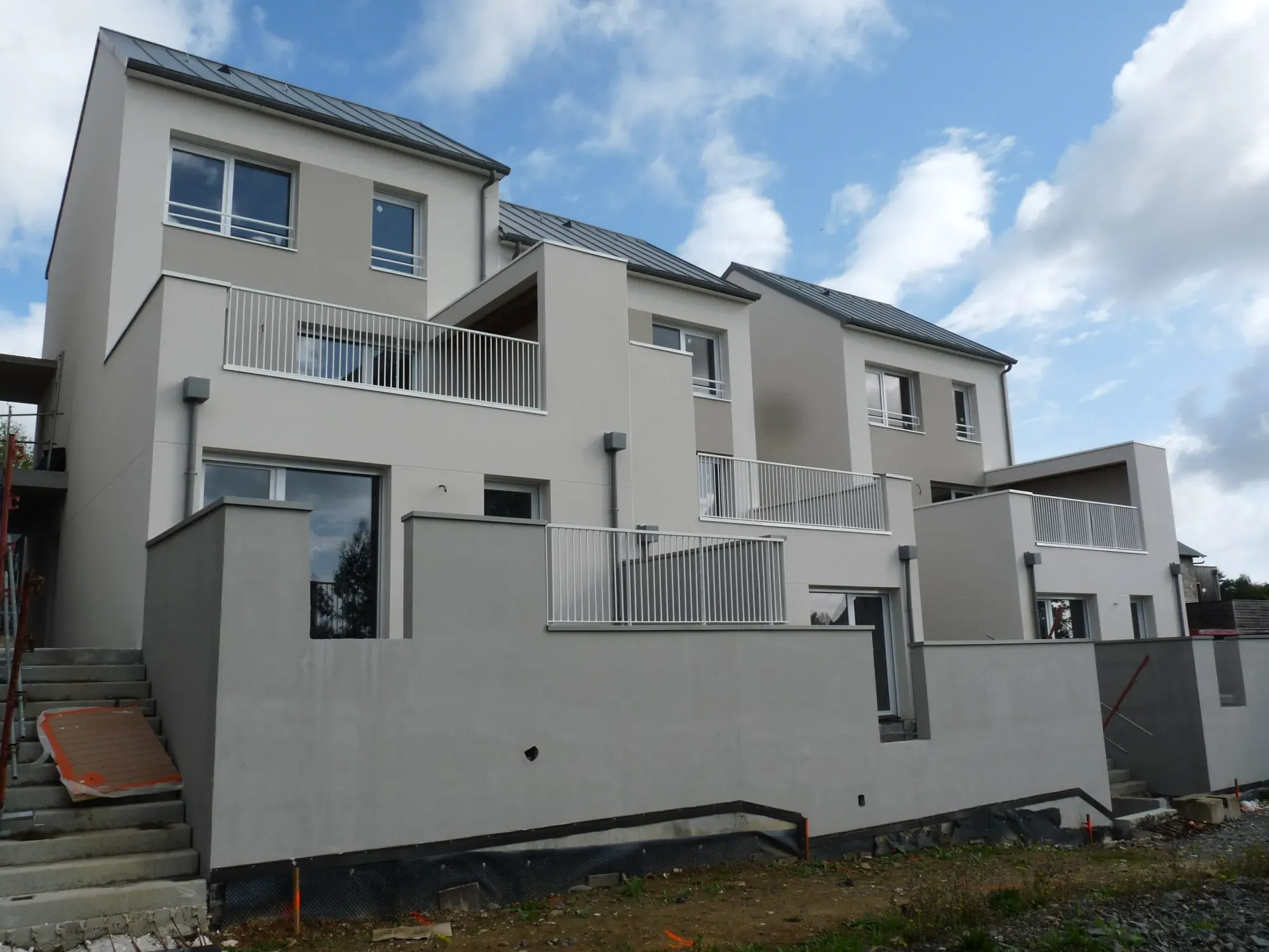 16 Logements - Montreuil-le-Gast (15)